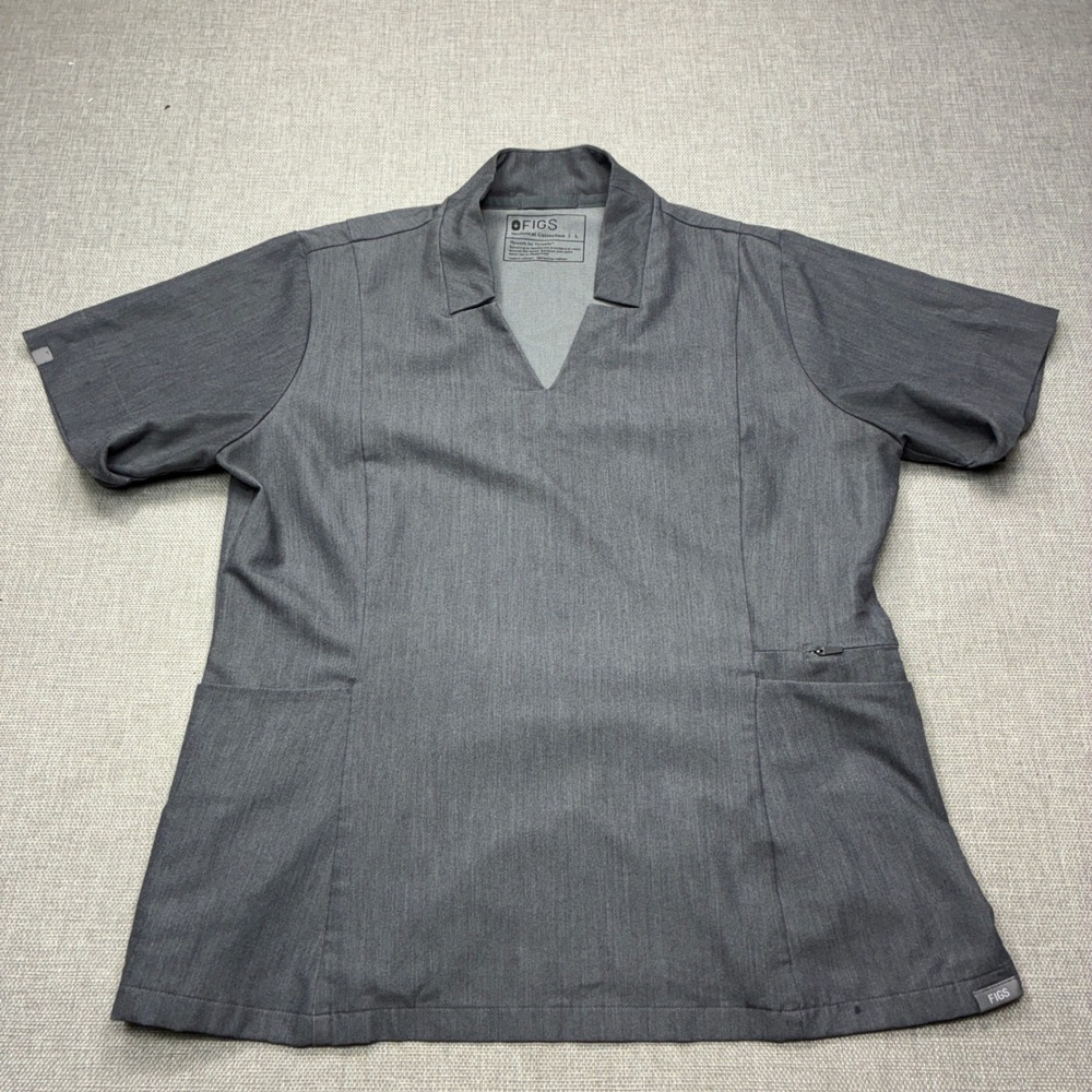 Figs Inala Slim Women Scrubs Top Grey V-Neck Short Sleeve Pockets W22SW1036